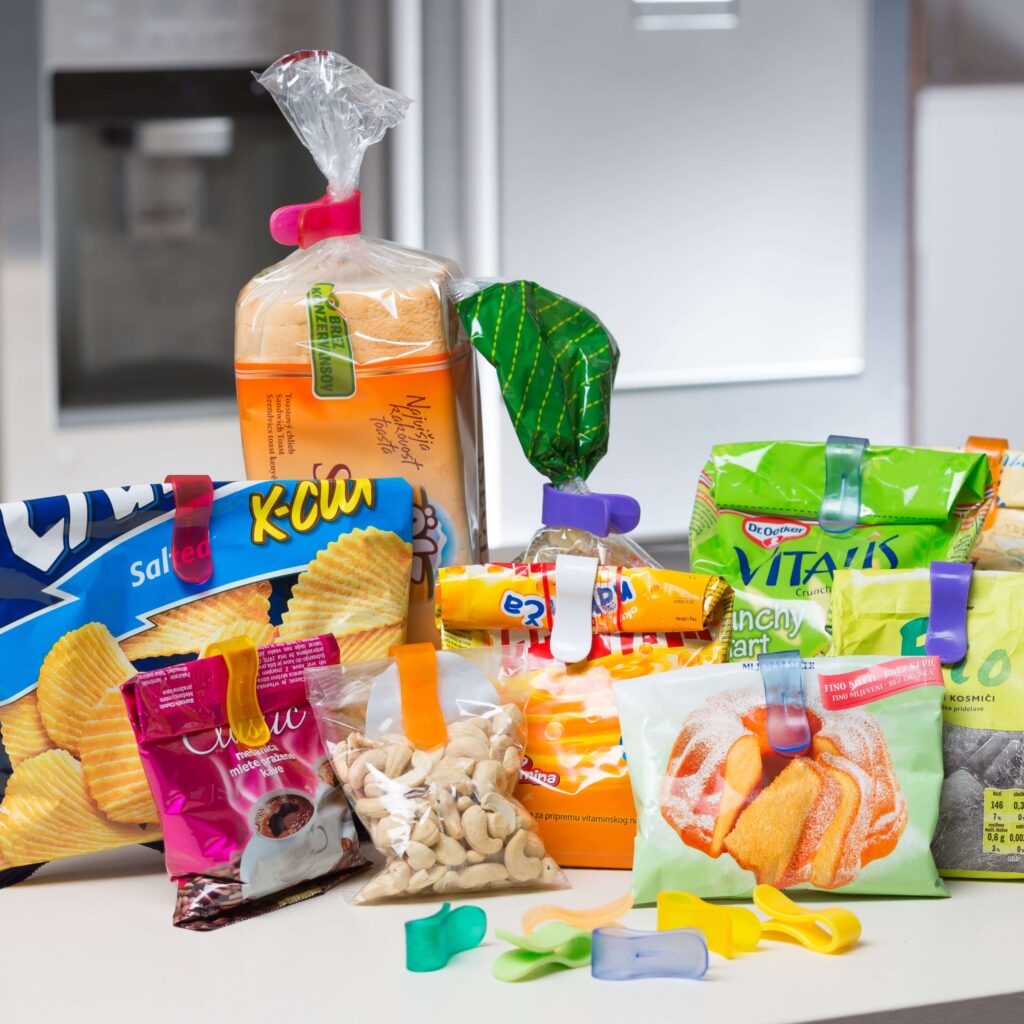 Verschiedene Lebensmittelverpackungen verschlossen mit Verschlussclip OCEAN