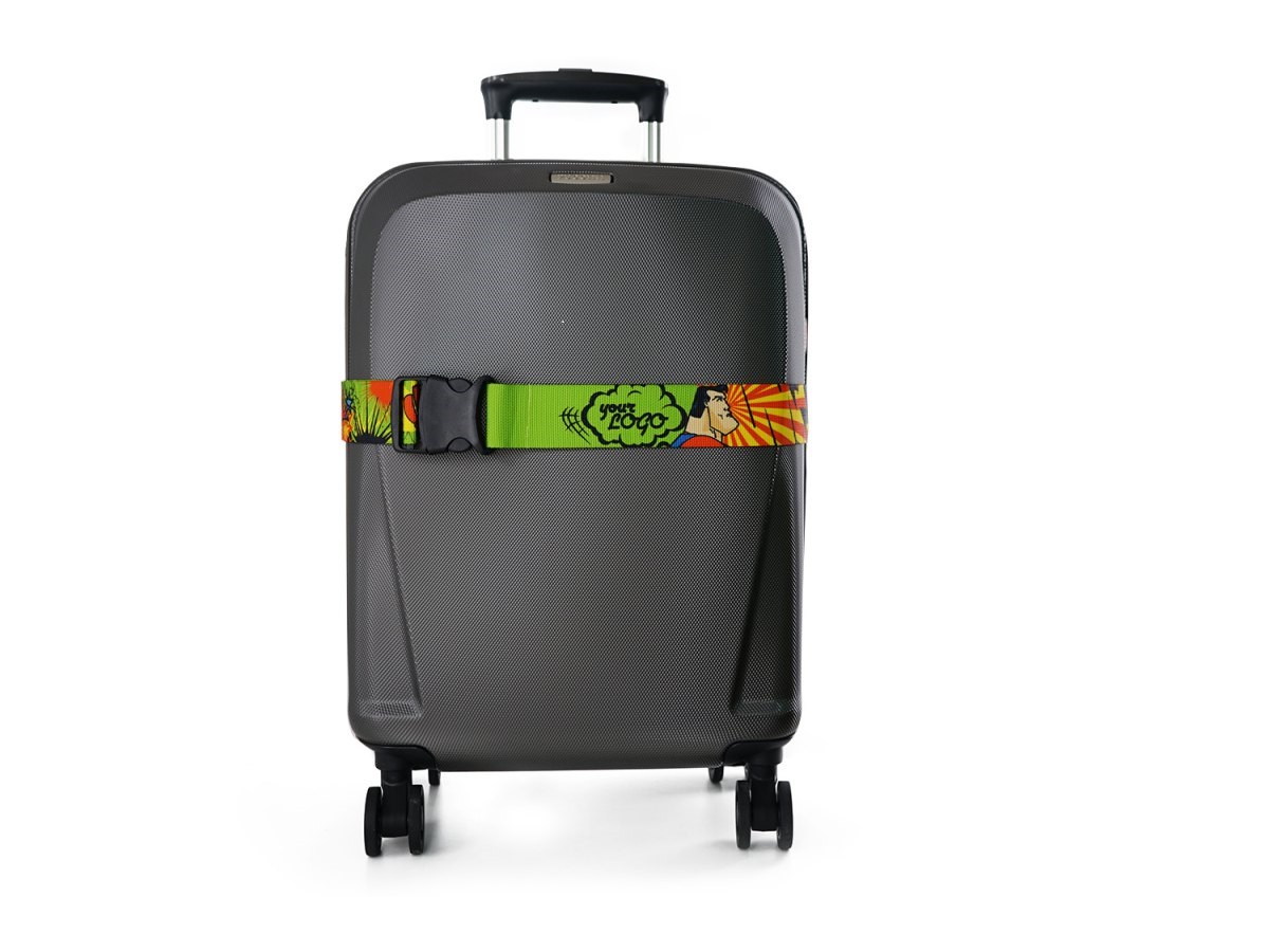 Bunter Koffergurt am Koffer befestigt