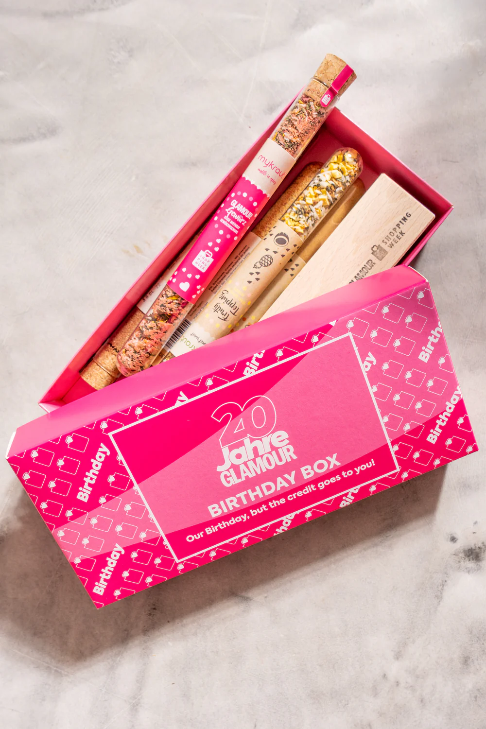 Kräuter- und Teeset in individuell bedruckter Geschenkverpackung