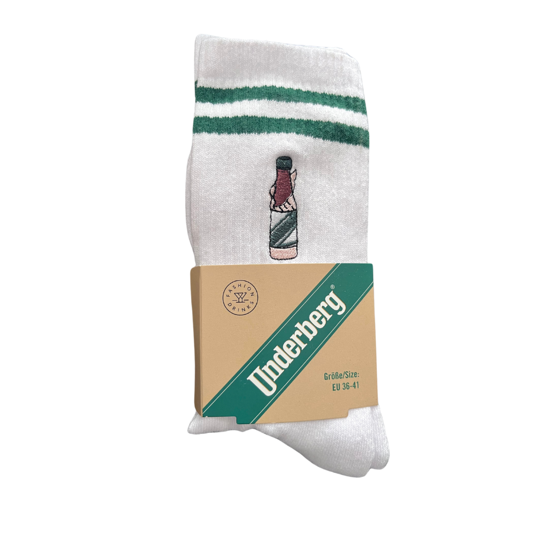 Werbesocken mit Logostickerei und individuell bedruckten Karte