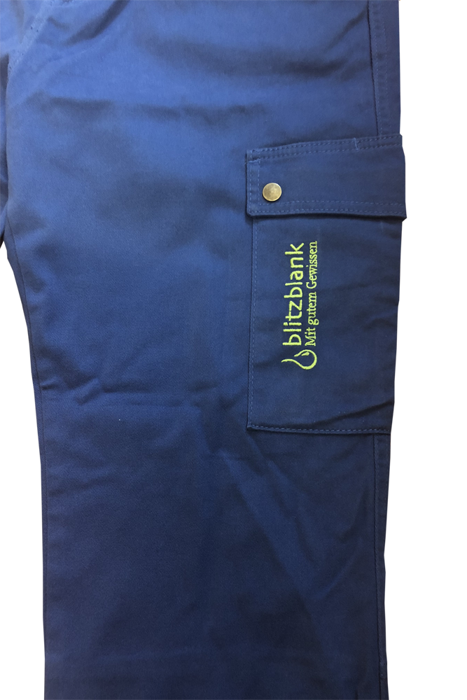 Arbeitshosen individuell gefertigt und mit Logo bestickt.