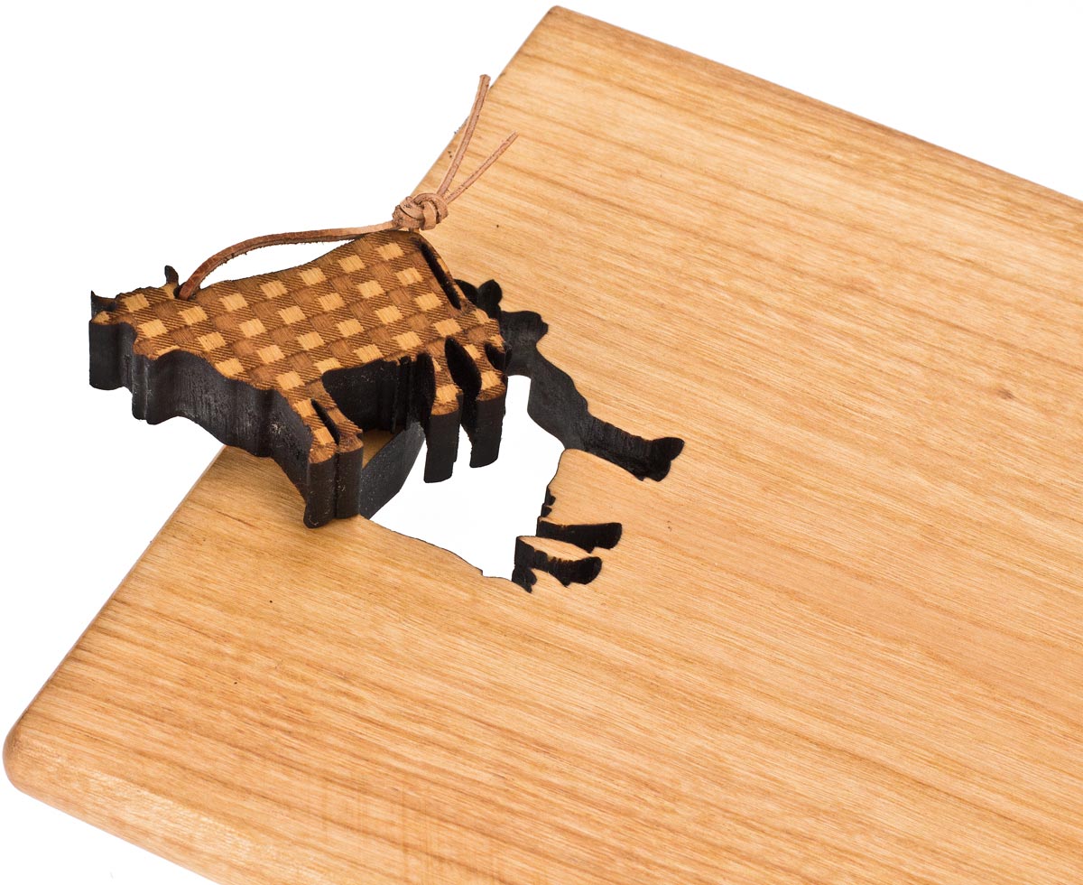 Holzschneidebrett mit Anhänger Kuh
