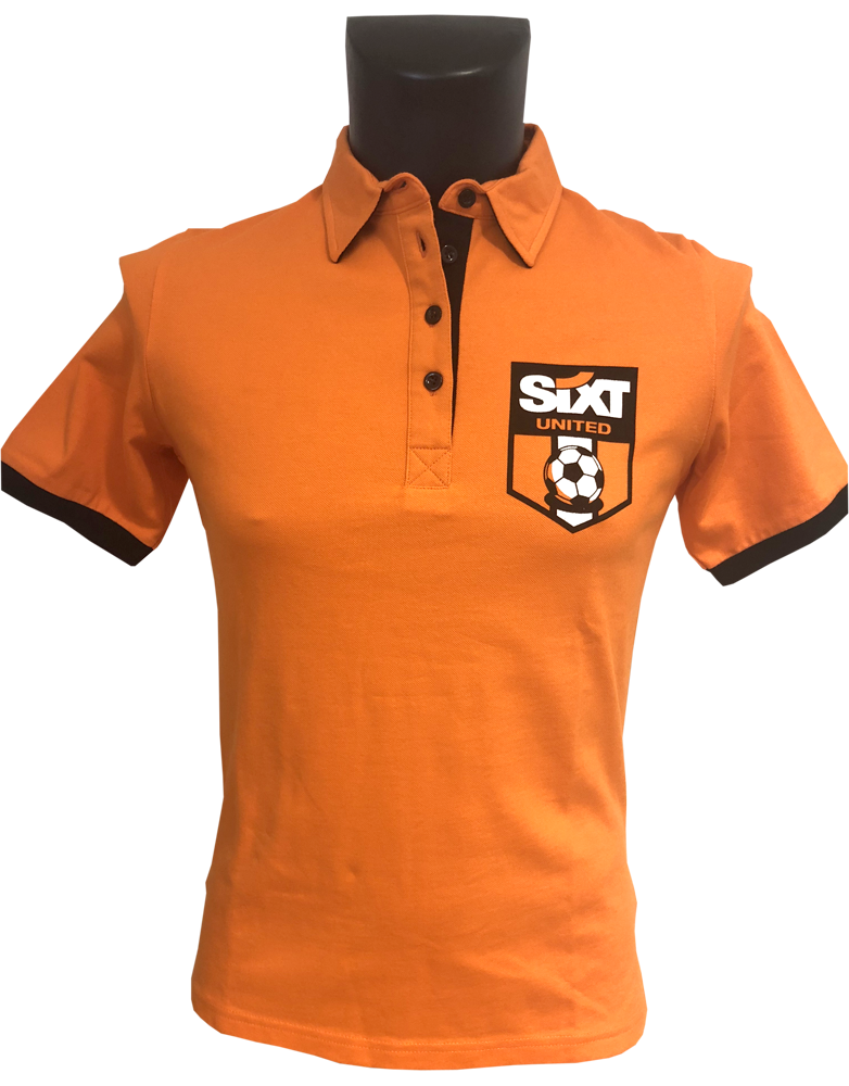 EuroTEX Polo-Shirts Orange eingefärbt und mit SIXT-Logo bestickt.