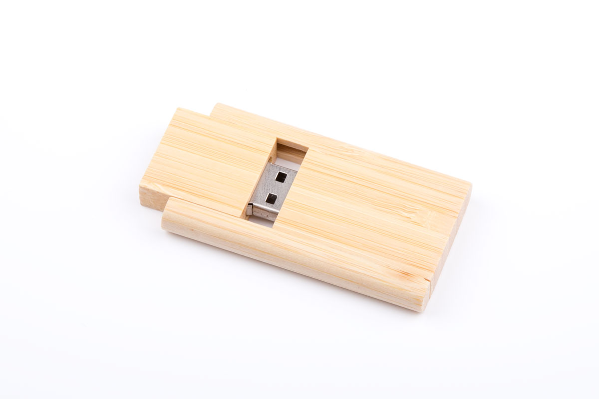 USB-Stick Turn aus Echtholz