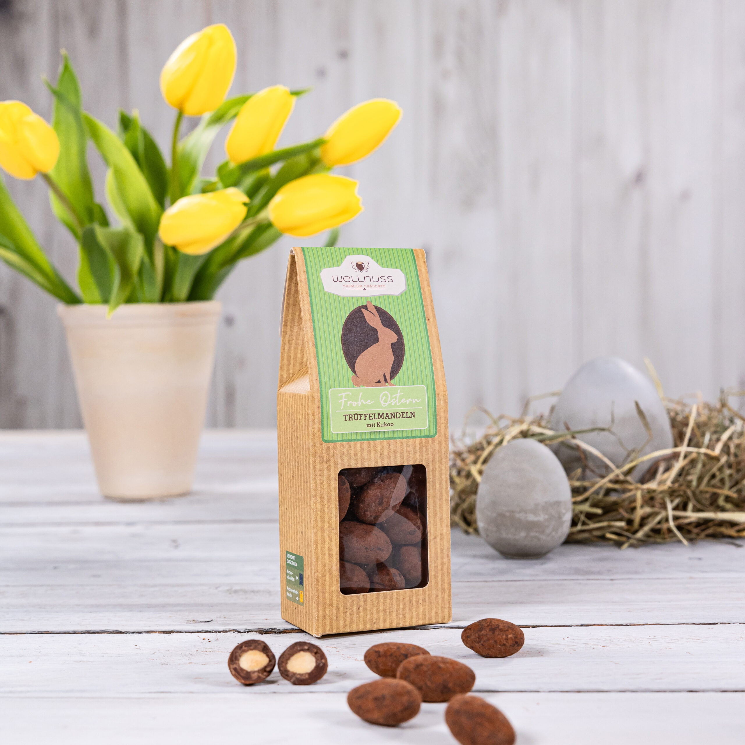 Trüffelmandeln in FSC-Kartonverpackung Ostern