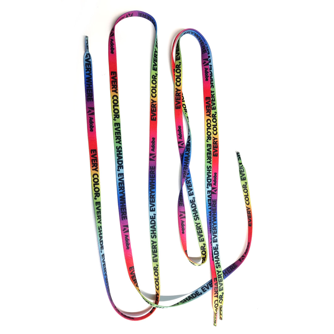 Regenbogen Schnürsenkel mit Druck.