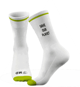 Socken aus Holzfasern mit Aufdruck